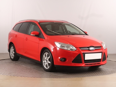 Ford Focus III , Klima, Tempomat, Parktronic, Podgrzewane siedzienia,ALU