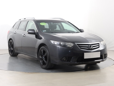 Honda Accord VIII , GAZ, Klimatronic, Tempomat, Podgrzewane siedzienia