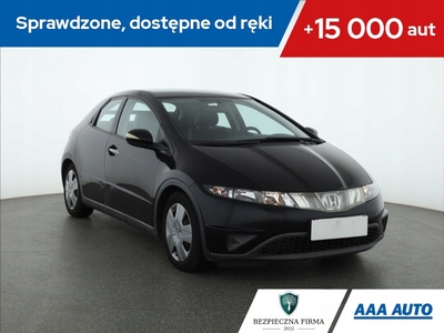 Honda Civic VIII Hatchback 3d 1.8 i-VTEC 140KM 2006