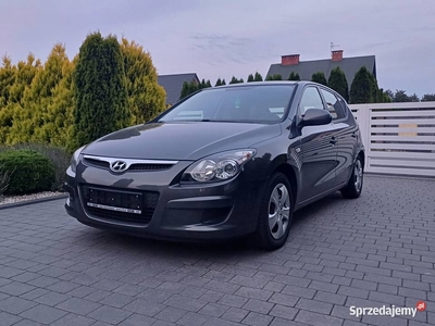 Hyundai i30 1.4 benzyna 109KM