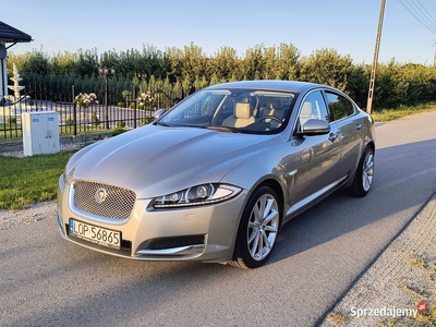 Jaguar XF 2.2 diesel 190 km