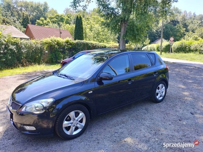 KIA CEED I HATCHBACK 2012 1.6 125 KM