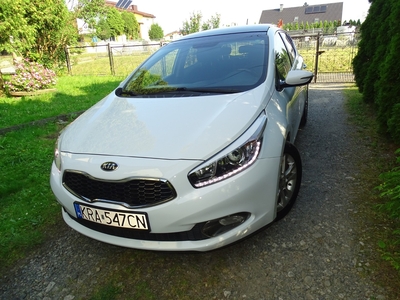 Kia Cee'd II 1,6 Crdi 128KM Szklany Dach Ledy Klimatronik Piękna Zadbana