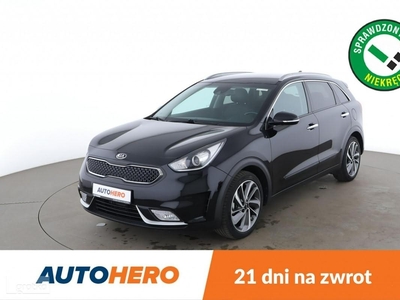 Kia Niro hybryda, navi, klima auto, półskóra, kamera i czujniki parkowania