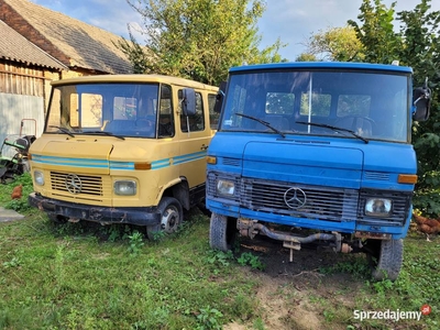 MERCEDES 407 NIEBIESKI