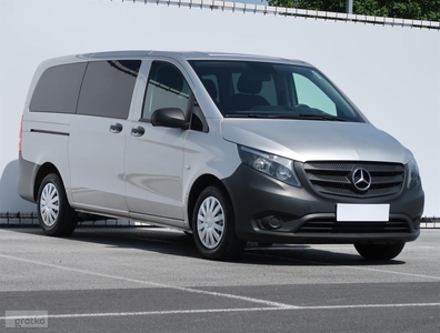 Mercedes-Benz Vito W639 , L2H1, VAT 23%, 8 Miejsc