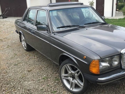 Mercedes w 123 3.0d Manual 5