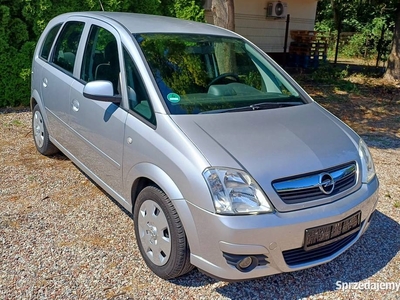 Opel Meriva 1.4 16V 90KM LIFT Nawigacja Klimatyzacja Tempomat Bezwypadkowy