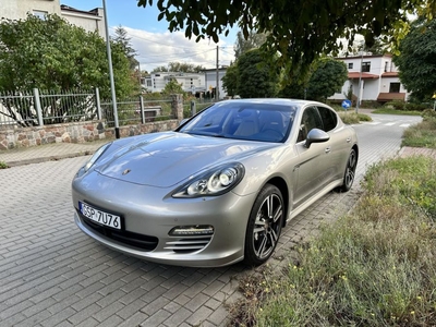 Porsche Panamera 4s