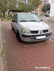 Renault Clio 2 , 2004 r 1.2 \ 16V , 75KM - PEWNIAK