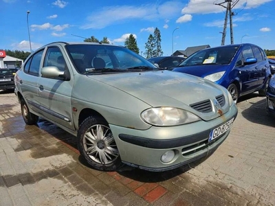 Renault Megane 1.4 benzyna 2001 rok Opłaty Aktualne