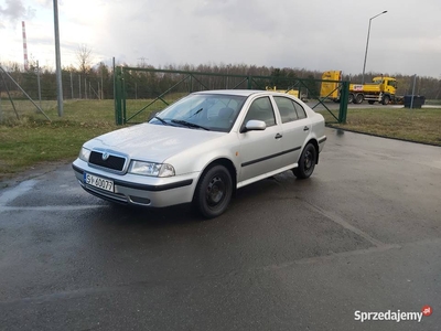 Skoda Octavia 1 2.0 Mpi 1u