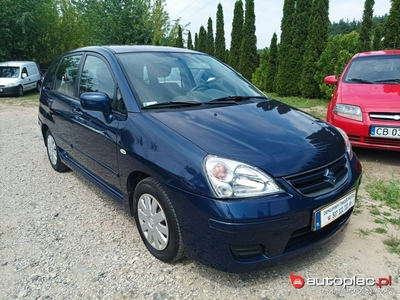 Suzuki Liana