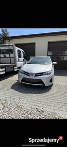 Toyota Auris benzyna 1.6 Active 2013 bez prawa rejestracji