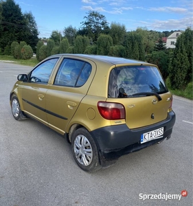 Toyota yaris 1.0 benzyna 1999r