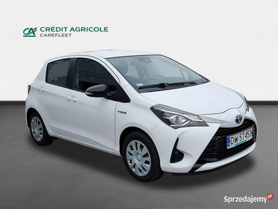 Toyota Yaris Hybrid 100 Active Hatchback. DW5T453 III (2011-2019)