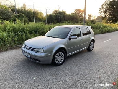 Volkswagen Golf IV - 1.9 TDI 90km