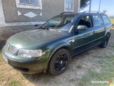 Volkswagen passat b5 1.9tdi 90KM zwykła pompa Klima Hak