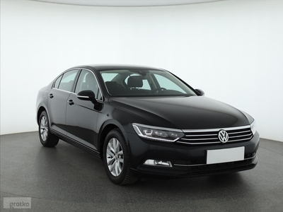 Volkswagen Passat B8 , Salon Polska, Serwis ASO, Navi, Klimatronic, Tempomat,