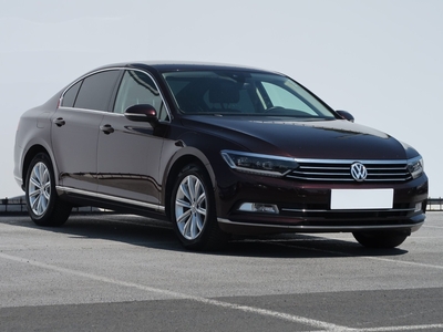 Volkswagen Passat B8 , Salon Polska, Serwis ASO, Skóra, Navi, Klimatronic,