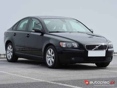 Volvo S40