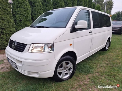 VW CARAVELLE 1,9 102 kM KRAJOWY 9 OSÓB