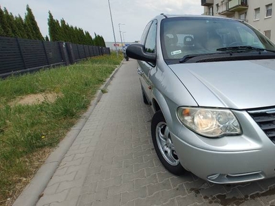 Chrysler Voyager 3.3 benzyna automat