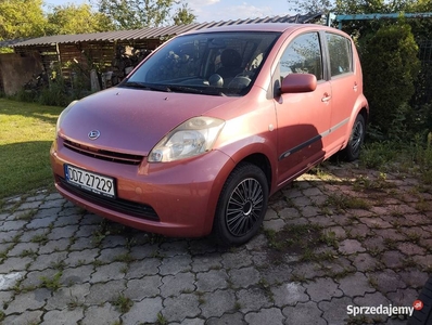 daihatsu sirion rok 2005 klima 1.3 benzyna