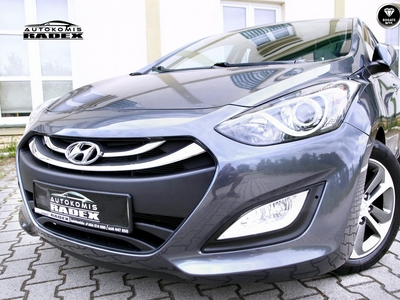 Hyundai i30 II LIFT/1.6 135KM/Klimatronic/Parktronic/6 Biegów/ 1 Ręka/SerwisASO/GWA