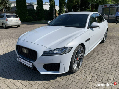 Jaguar XF Jaguar XF 2.0 300 KM X260 (2015-)