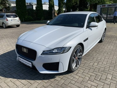 Jaguar XF X260 Jaguar XF 2.0 300 KM