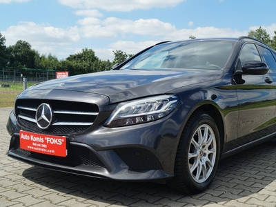 Mercedes-Benz Klasa C W205 Z Niemiec 1,6 160 km skóra navi led automat zadbany