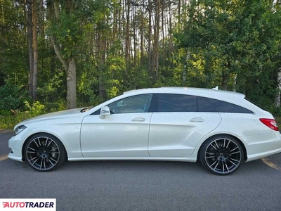 Mercedes CLS 4.7 benzyna 408 KM 2013r. (łódź)