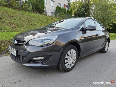 Opel Astra 2015, 1.4T 140 KM, salon Polska, przebieg 118.100 km, hak