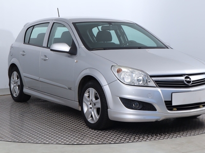 Opel Astra H , Salon Polska, GAZ, Klimatronic