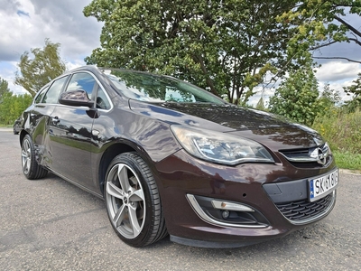 Opel Astra J