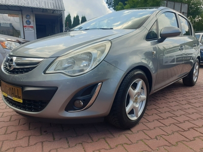 Opel Corsa D 1.4 Benzyna. 122tys km! Super Stan. Bogate Wyposażenie. Z Niemiec.