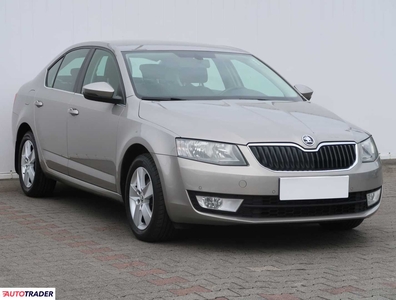 Skoda Octavia 1.2 103 KM 2013r. (Piaseczno)