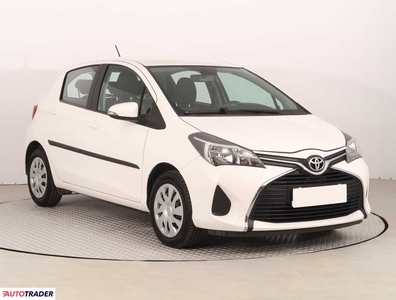 Toyota Yaris 1.3 97 KM 2014r. (Piaseczno)