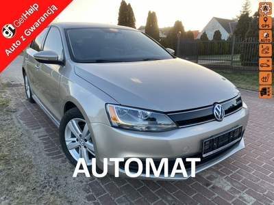 Volkswagen Jetta VI Hybryda/Nawigacja/Automat/Bluetooth/Skóry/Podgrz. fotele/Św. dzienne