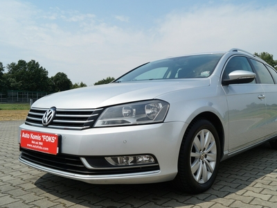 Volkswagen Passat B7 1,6 105 km navi 6 cio biegowy elektr. hak zadbany