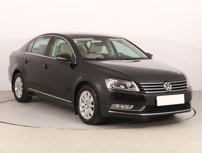 Volkswagen Passat B7 , Salon Polska, Xenon, Klimatronic, Parktronic