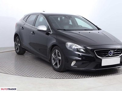 Volvo V40 2.0 118 KM 2015r. (Piaseczno)