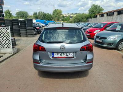 Opel Astra / 1.7 diesel / Rok Gwarancji / Navi / Pół skóry / Czujniki parkowania