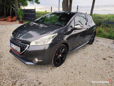 208 GTI Allure 200Koni panorama skóra