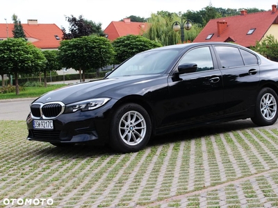 BMW Seria 3 318d Sport Line