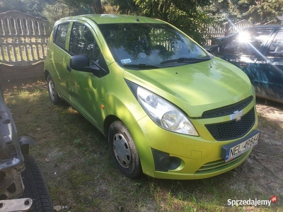 Chevrolet Spark 1.0B w calosci