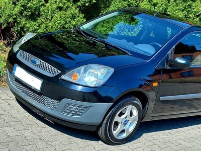 Ford Fiesta klima 2x alufelgi bez rdzy stan bardzo dobry