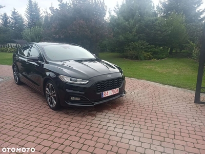 Ford Mondeo 2.0 EcoBoost Titanium