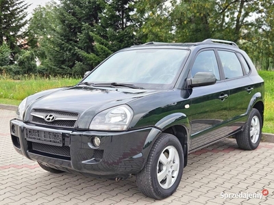 HYUNDAI TUCSON 4x4